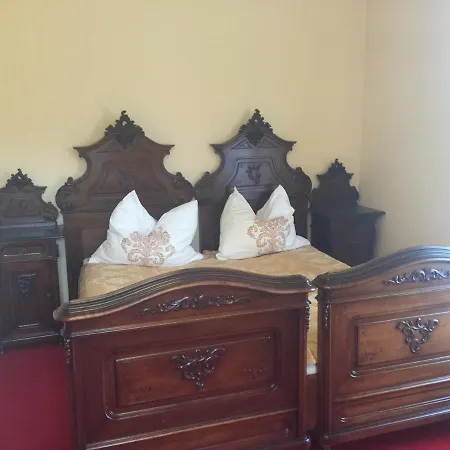 Lambach Oda ve Kahvaltı Mürzzuschlag