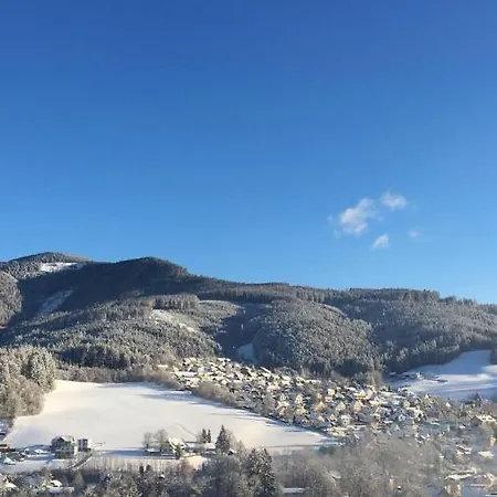 Lambach Bed & Breakfast *