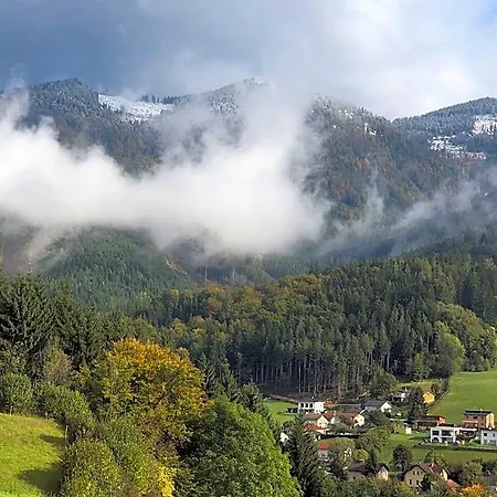 Boutique Lambach Bed & Breakfast 3*